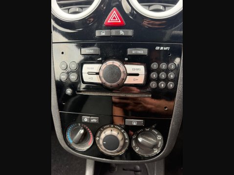 Vauxhall Corsa 1.4i 16v Design 5dr (a/c) 21