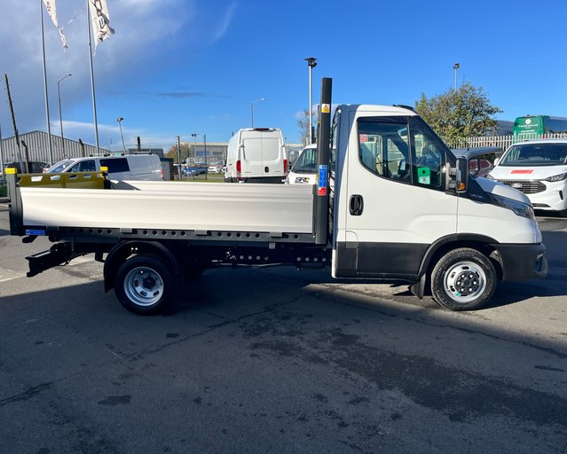 Iveco Daily Daily 35C14 2.3 Business Tipper