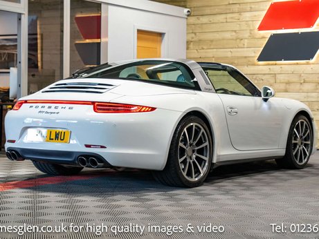 Porsche 911 3.4 911 Targa 4 Semi-Auto 4WD 2dr 3