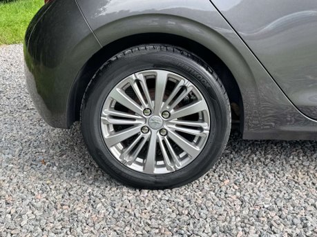 Peugeot 208 1.2 208 Signature S/S 5dr 13