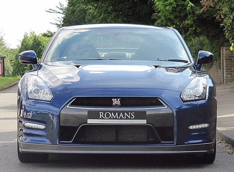 Nissan GT-R Premium Edition 2