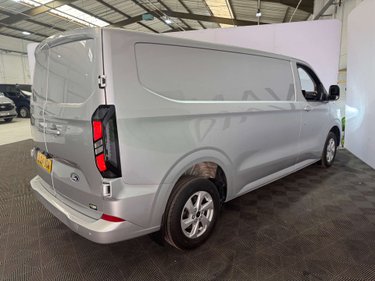 Ford Transit Custom 2.0 Transit Custom 300 LWB Limited EcoBlue 4