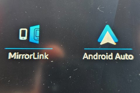 Peugeot 2008 S/S ALLURE.. ONLY ONE OWNER FROM NEW.. 5 SERVICES INCLUDING CAMBELT CHANGE  6