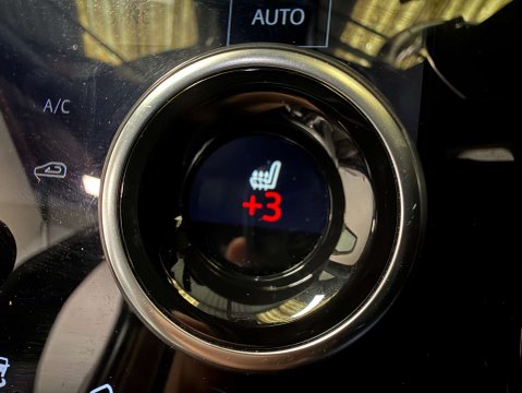 Land Rover Range Rover Evoque 2.0 Range Rover Evoque R-Dynamic SE D MHEV Auto 4WD 5dr 20