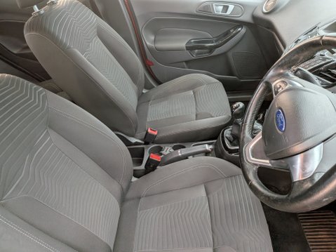 Ford Fiesta 1.2 ZETEC 9