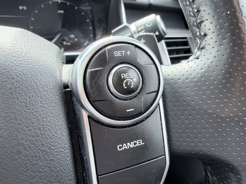 Land Rover Range Rover Sport 3.0 SDV6 HSE 27