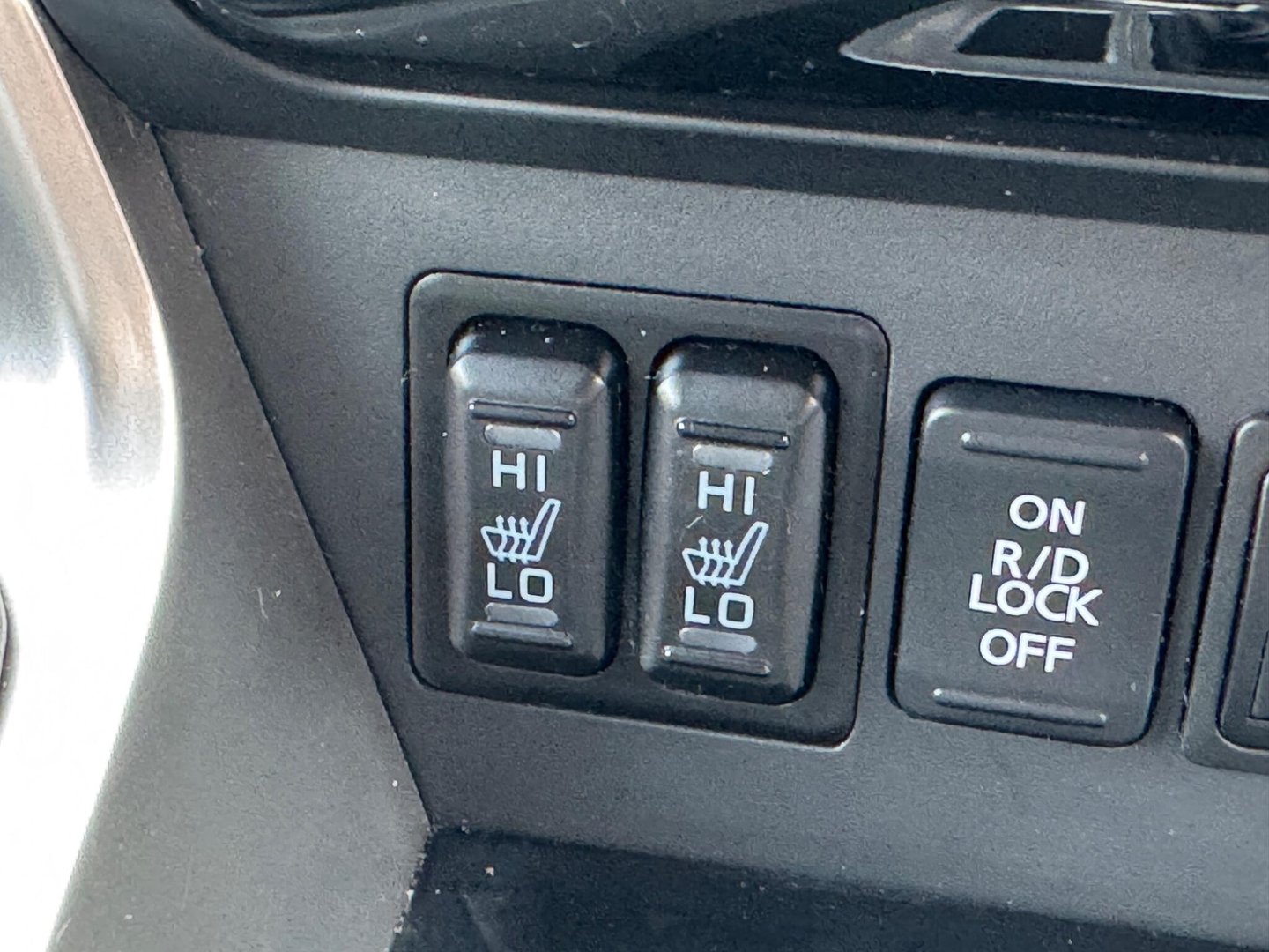 2021 Mitsubishi Shogun Sport — image 19