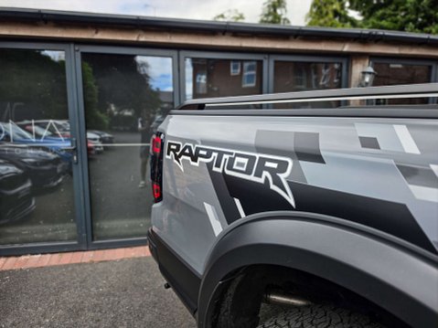 Ford Ranger 3.0 Ranger Raptor EcoBOOST 4x4 A 4WD 5