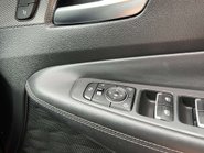Hyundai SANTA FE 2.2 Santa Fe Premium SE CRDi Auto 4WD 5dr 35