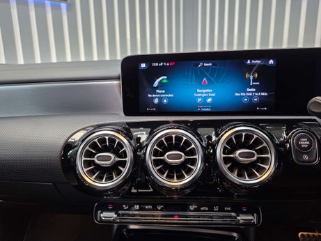 Mercedes-Benz A Class 2.0 A35 AMG (Premium Plus) Hatchback 5dr Petrol SpdS DCT 4MATIC Euro 6 (s/s 8