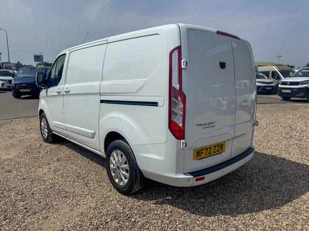 Ford Transit Custom SWB L1H1 [SOLD CR] Low Roof Limited 300 Air Con Cam EURO 6 NO VAT 10