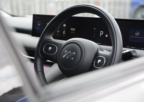 MG IM6 100kWh LAUNCH EDITION AWD 27