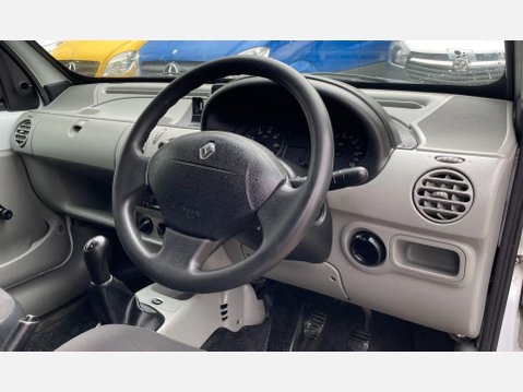 Renault Kangoo 1.5 TD dCi SL17 70 Refrigerated Van 3dr (GRP) 16