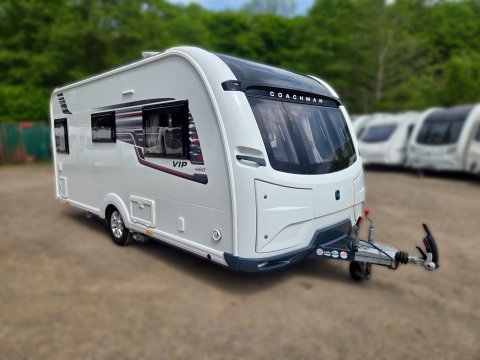 Coachman VIP 460  4