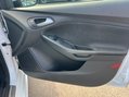 Ford Focus 1.5T EcoBoost ST-Line Auto Euro 6 (s/s) 5dr 38