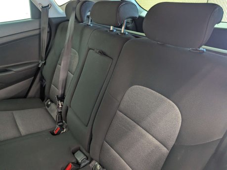 Hyundai TUCSON 1.6 Tucson SE Nav GDi 2WD 5dr 43