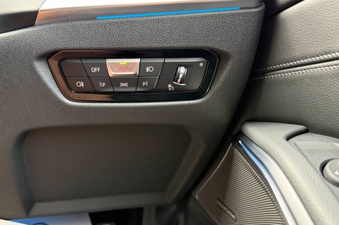 BMW 3 Series 330E M SPORT PHEV -VISIBILITY/TECH/PRO PACKS - HARMAN KARDON 58