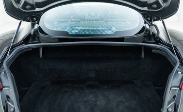 Aston Martin Vanquish S 46