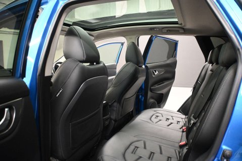 Nissan Qashqai 1.3 Qashqai N-Motion DiG-T 5dr 8