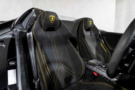 Lamborghini Huracan PERFORMANTE SPYDER. NOW SOLD. SIMILAR REQUIRED. PLEASE CALL 01903 254800. 15