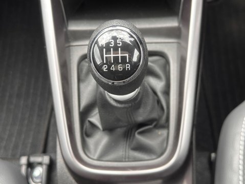 Suzuki Vitara 1.4 Boosterjet MHEV SZ5 Euro 6 (s/s) 5dr 25