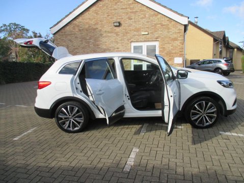 Renault Kadjar 1.3 TCe Iconic Euro 6 (s/s) 5dr 9