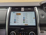 Land Rover Discovery 3.0 Discovery R-Dynamic SE D MHEV Auto 4WD 5dr 67