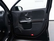 Mercedes-Benz GLA 2.0 GLA220d AMG Line (Premium Plus) SUV 5dr Diesel 8G-DCT 4MATIC Euro 6 (s/ 18