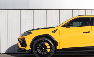 Lamborghini Urus 36