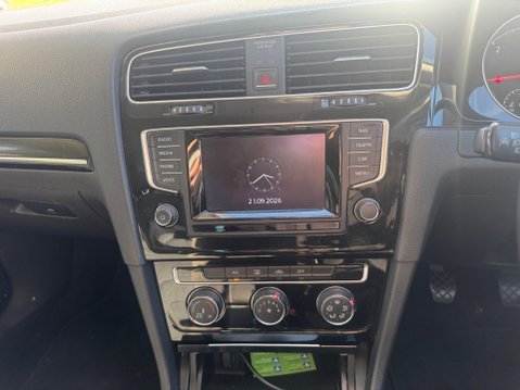 Volkswagen Golf 2.0 TDI BlueMotion Tech GT Euro 5 (s/s) 5dr 10