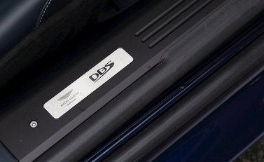 Aston Martin DBS Superleggera 21