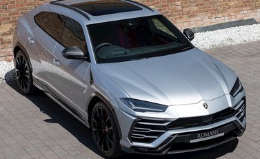 Lamborghini Urus 9