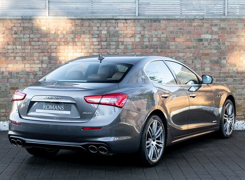 Maserati Ghibli GranLusso 7