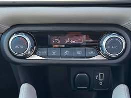 Nissan MICRA 1.0 Micra Tekna IG-T 5dr 46