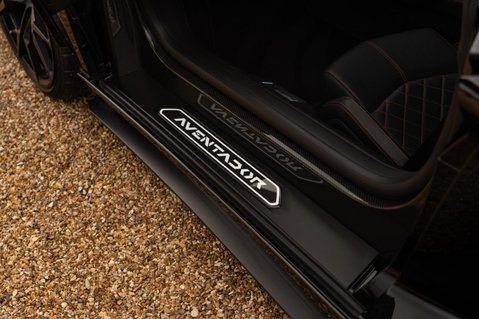 Lamborghini Aventador 6.5 V12 LP 740-4 S ISR 4WD Euro 6 2dr 35