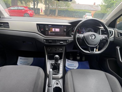 Volkswagen Polo 1.0 TSI Match Euro 6 (s/s) 5dr 11