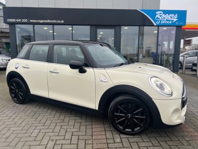 Mini Hatch 2.0 COOPER S 5 DOOR CHILI PACK