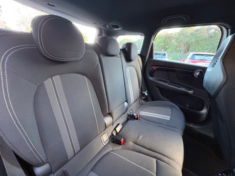 Mini Countryman Cooper 1.5 Petrol Automatic Sport Comfort Plus Navigation 5 door - CARPLAY 5