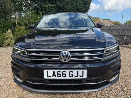 Volkswagen Tiguan 2.0 TDI BlueMotion Tech SEL DSG 4Motion Euro 6 (s/s) 5dr 8