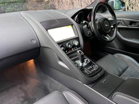 Jaguar F-Type 2.0i Chequered Flag Auto Euro 6 (s/s) 2dr 24