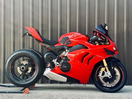 Ducati Panigale V4S Gen 2