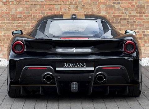 Ferrari 488 Pista 5