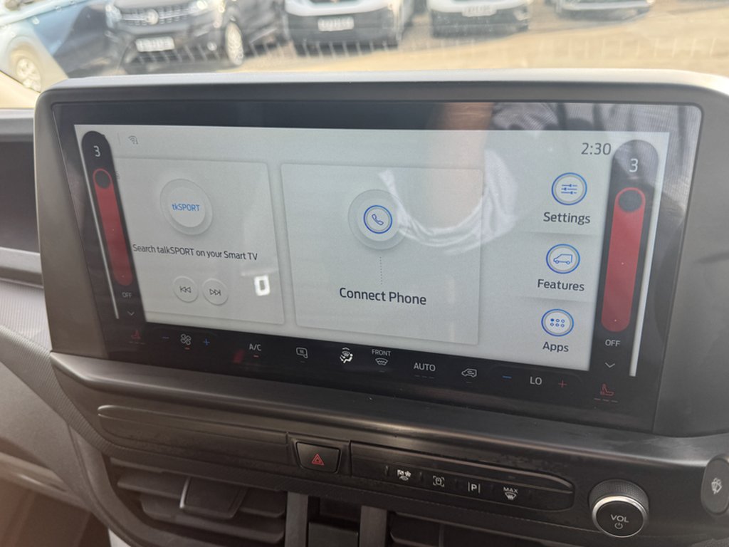 2025 Ford Transit CustomSWB L1H1 Low Roof Trail 320 Air Con Alloys Sensors EURO 6 — thumbnail 37 of 51