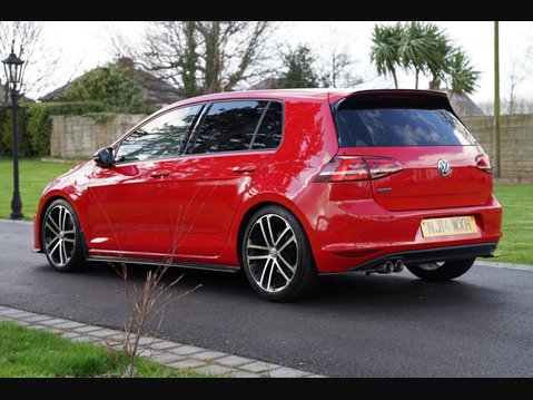 Volkswagen Golf 2.0 TDI BlueMotion Tech GTD Euro 6 (s/s) 5dr 9