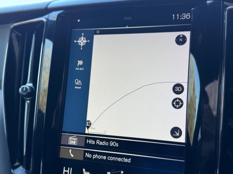 Volvo XC60 2.0 D5 PowerPulse R-Design Auto AWD Euro 6 (s/s) 5dr 18