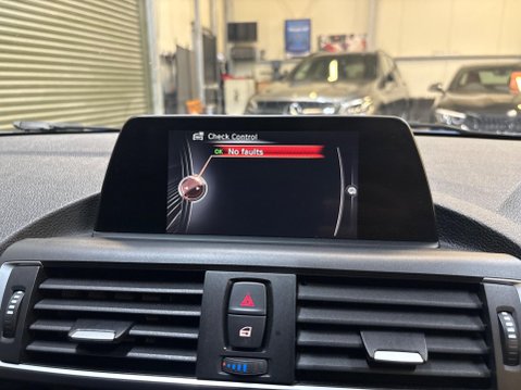 BMW 1 Series 3.0 M140i Auto Euro 6 (s/s) 5dr 39