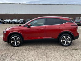 Nissan Qashqai 1.3 Qashqai N-Connecta DiG-T MHEV 5dr 11