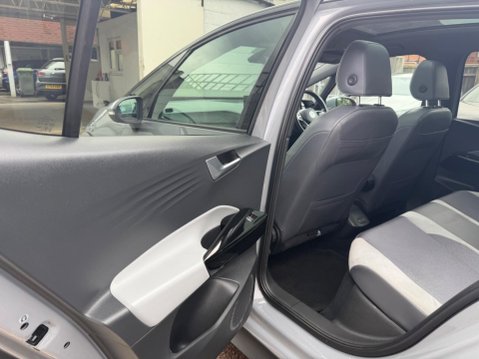 Volkswagen ID.3 Pro Performance 58kWh Family Auto 5dr 50