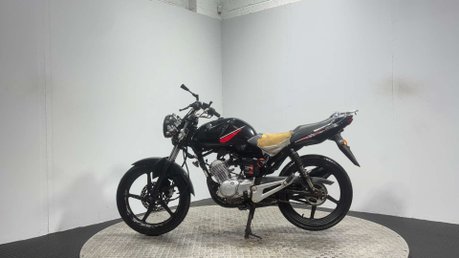 Yamaha YBR 125 2012 ONLY 14K PROJECT BIKE LEARNER SPARES OR REPAIR 125CC 4