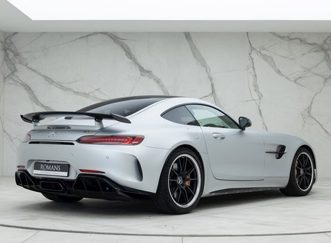 Mercedes-Benz Amg GT GT R Premium 7